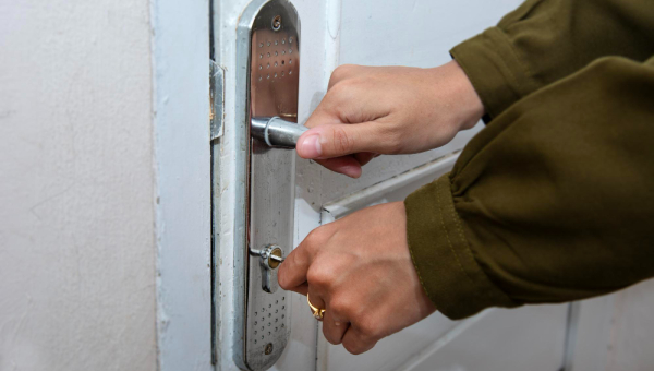 Discover how to secure your locks.